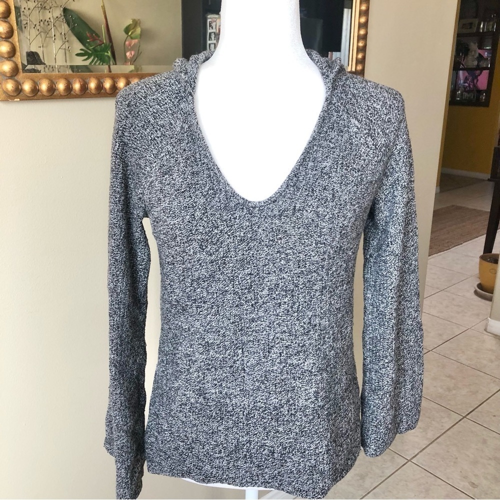 GAP Bell Sleeve Hoodie Tunic Extra Fine Merino Wool Blend Knit Sweater Small